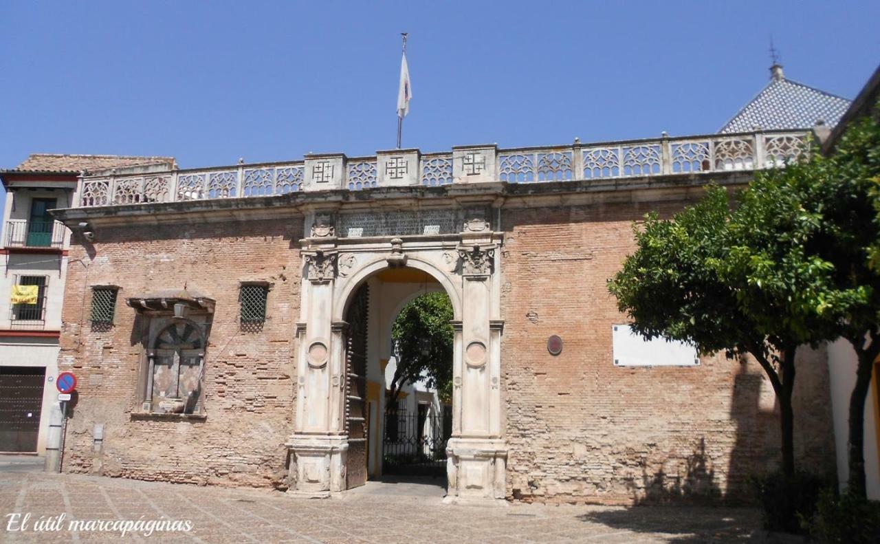 Apartamento Puerta Carmona Sevilla Buitenkant foto